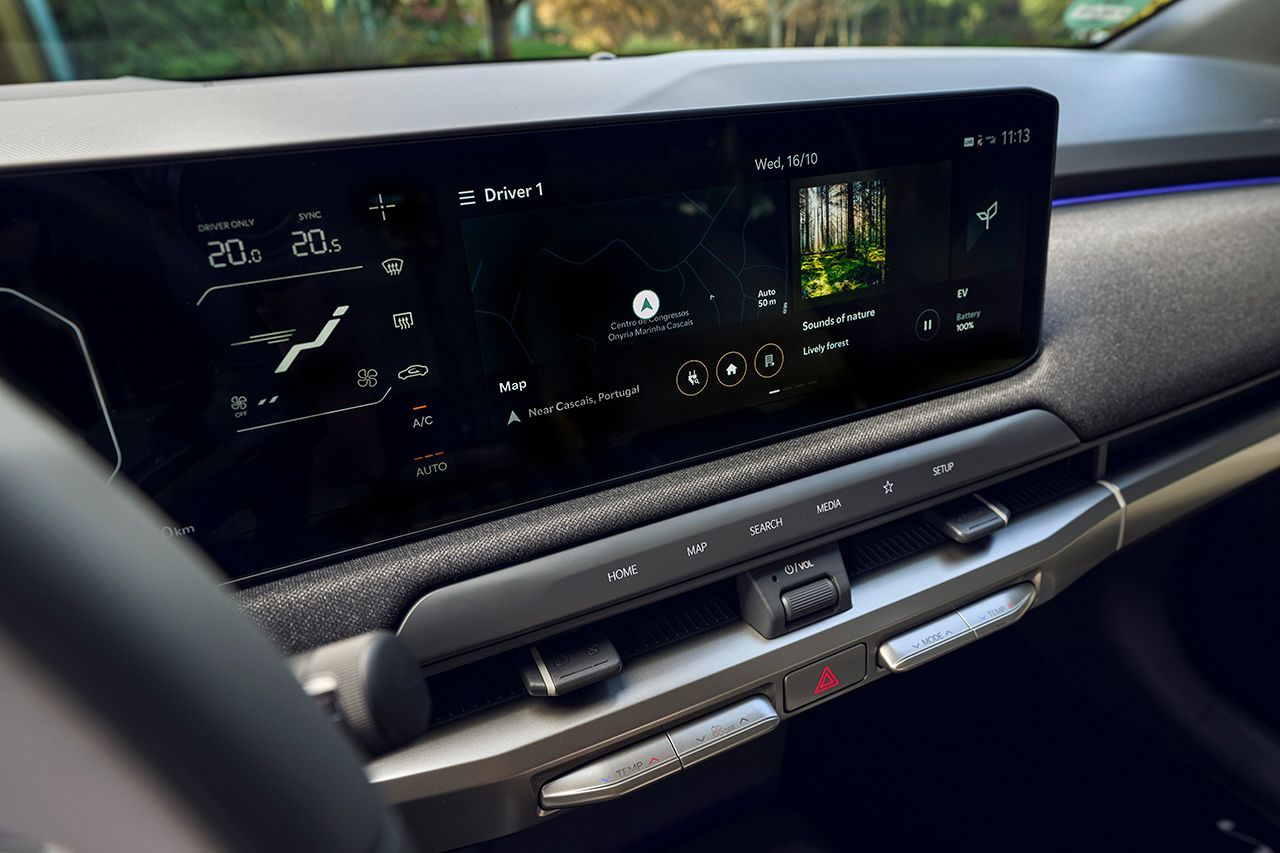 El Kia EV3 ofrece una amplia oferta tecnológica al servicio de la seguridad y de la funcionalidad diaria