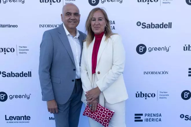 Miguel Giner y Núria Esther Martín /  Miguel Angel Montesinos.